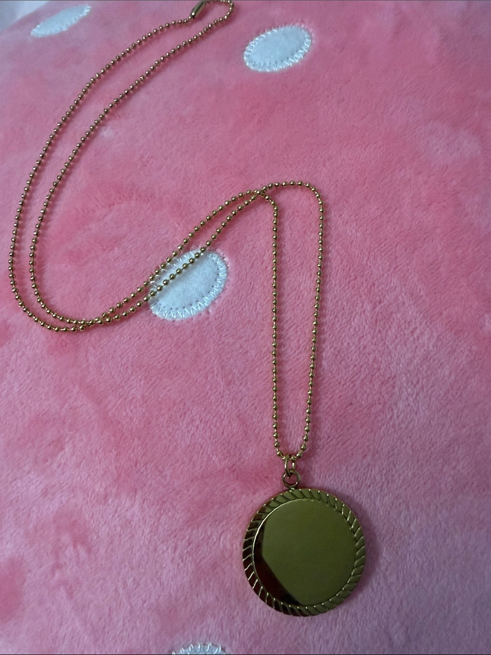 Gold Round Pendant Necklace - Women Accessories